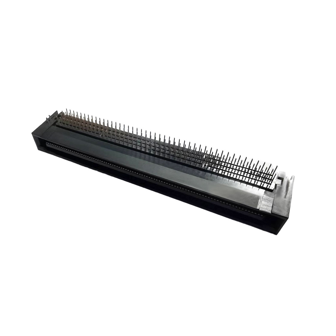 Pitch 0.8mm BTB 180P 90°四排卧式DIP Male 黑色